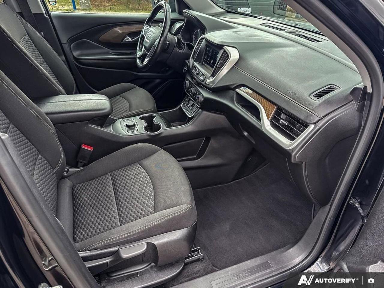2019 GMC Terrain SLEOne Owner   Remote Start   Heated Seats Photo