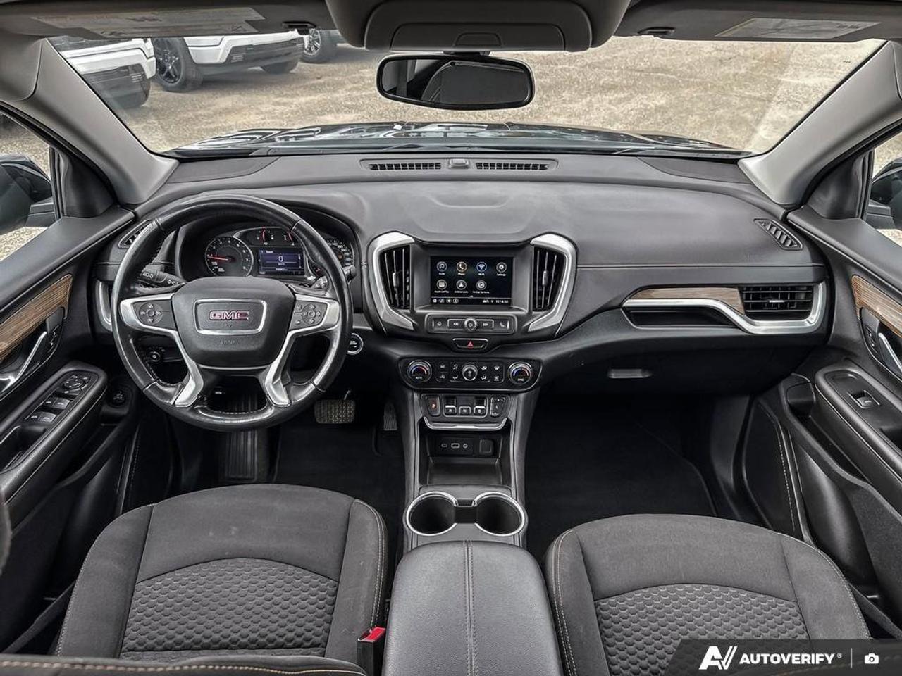2019 GMC Terrain SLEOne Owner   Remote Start   Heated Seats Photo