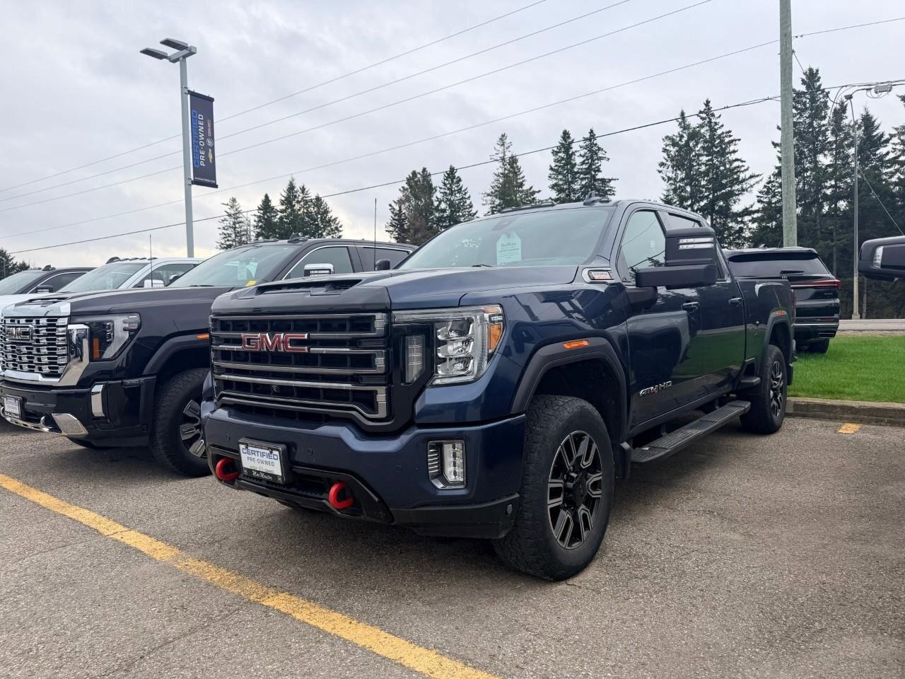2020 GMC SIERRA 2500HD AT4AT4, 6.6L V8, 4X4, ALLOYS, LEATHER, MACMASTER O Photo