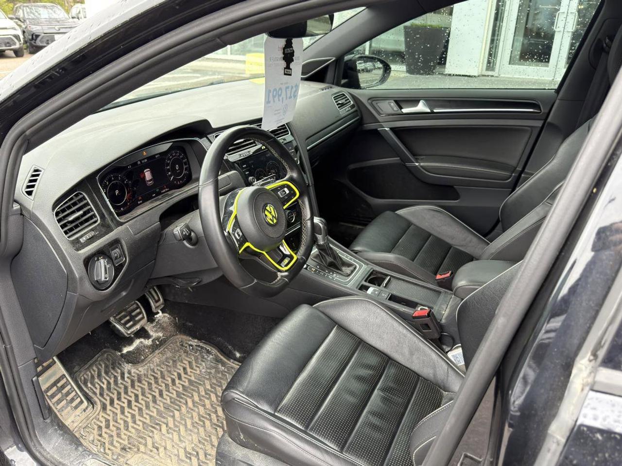 2018 Volkswagen Golf R 5-door DSG Photo