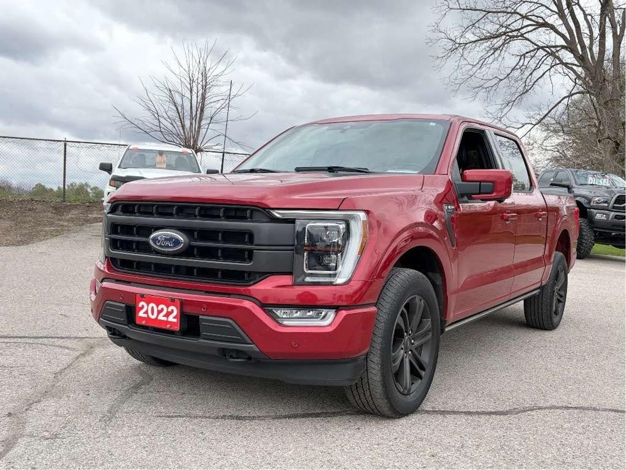 2022 Ford F-150 LARIAT, SUNROOF, POWER RUNNING BOARDS & TAILGATE! Photo