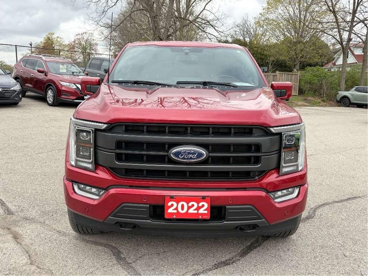2022 Ford F-150 LARIAT, SUNROOF, POWER RUNNING BOARDS & TAILGATE! Photo