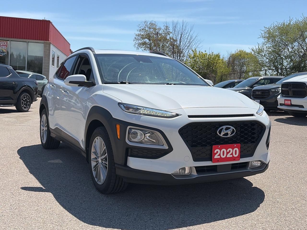 2020 Hyundai KONA 2.0L LUXURY AWD, CLEAN CARFAX, HEATED LEATHER! Photo