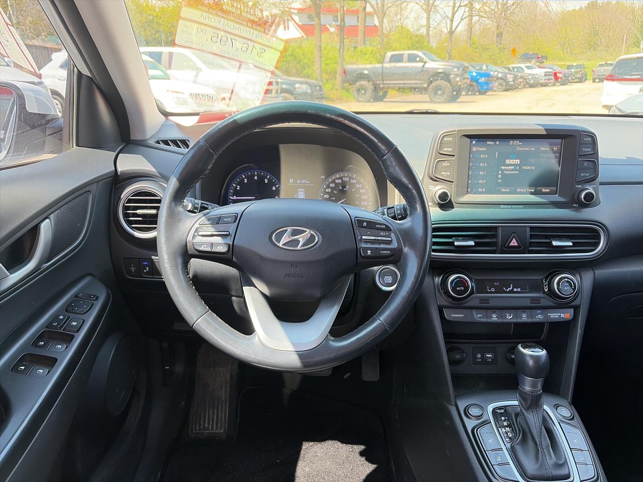 2020 Hyundai KONA 2.0L LUXURY AWD, CLEAN CARFAX, HEATED LEATHER! Photo