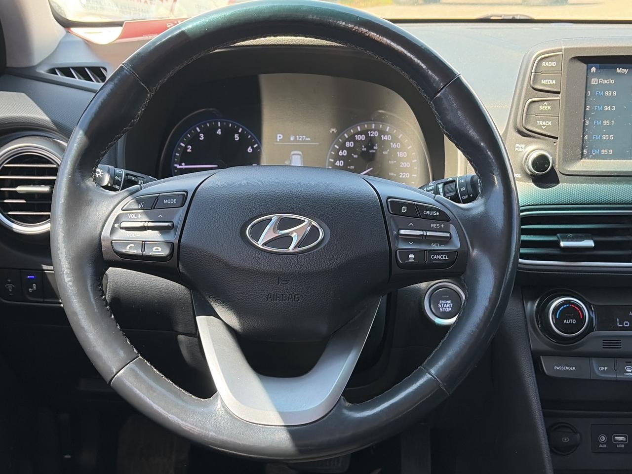 2020 Hyundai KONA 2.0L LUXURY AWD, CLEAN CARFAX, HEATED LEATHER! Photo