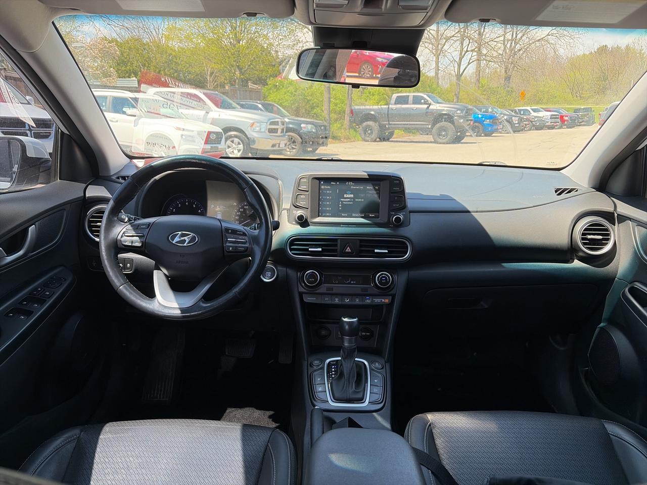 2020 Hyundai KONA 2.0L LUXURY AWD, CLEAN CARFAX, HEATED LEATHER! Photo