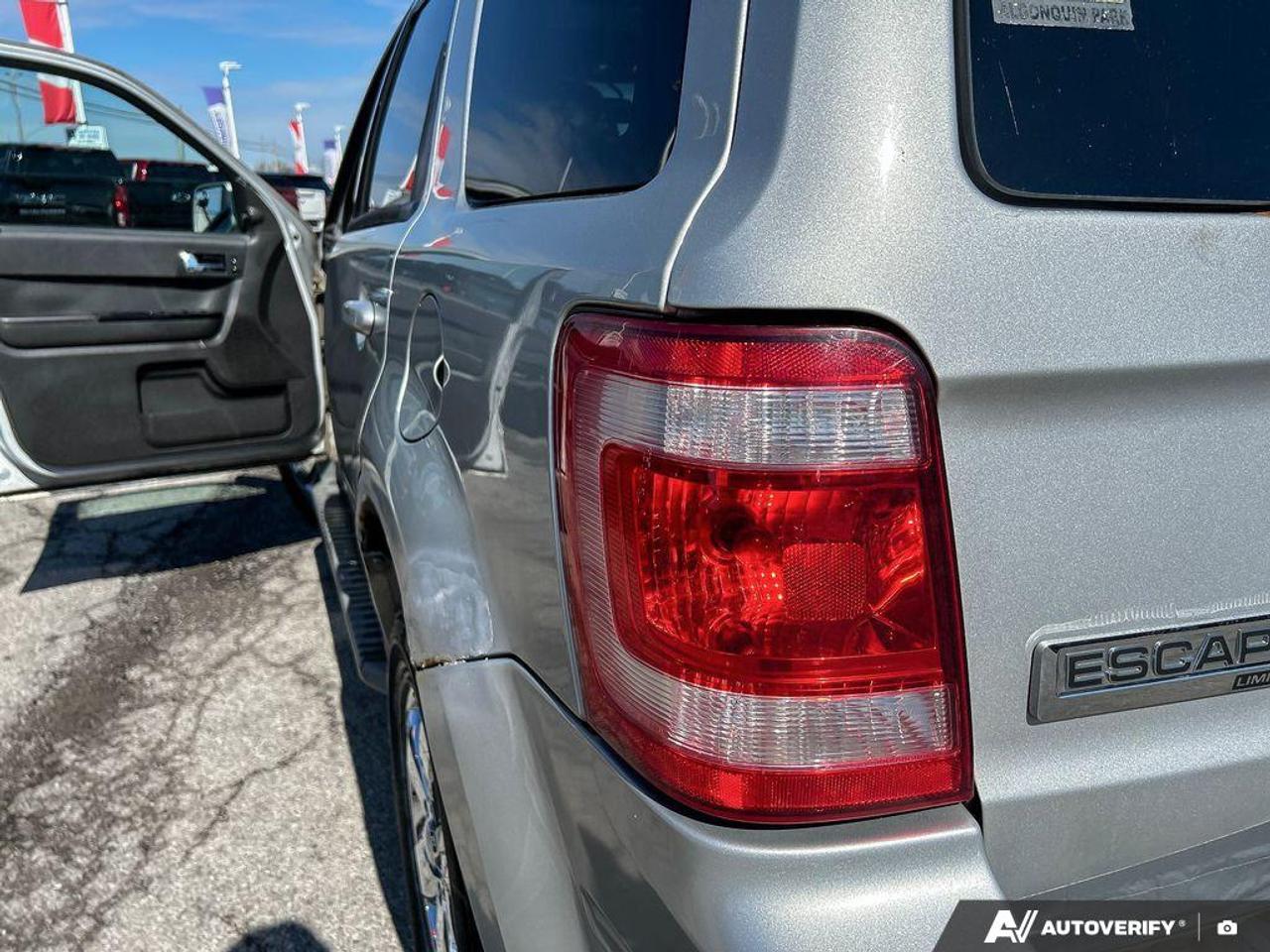 2009 Ford Escape Limited 3.0L 4dr 4x4 Photo