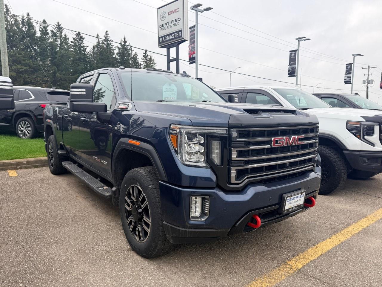 2020 GMC SIERRA 2500HD 4WD Crew Cab Standard Box AT4 Photo