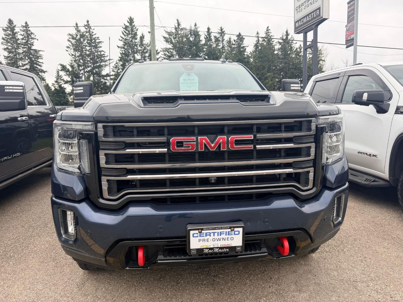 2020 GMC SIERRA 2500HD 4WD Crew Cab Standard Box AT4 Photo