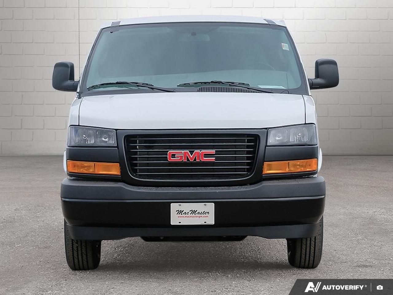 2026 GMC Savana Cargo Van 3500 Regular Wheelbase Rear-Wheel Drive Photo