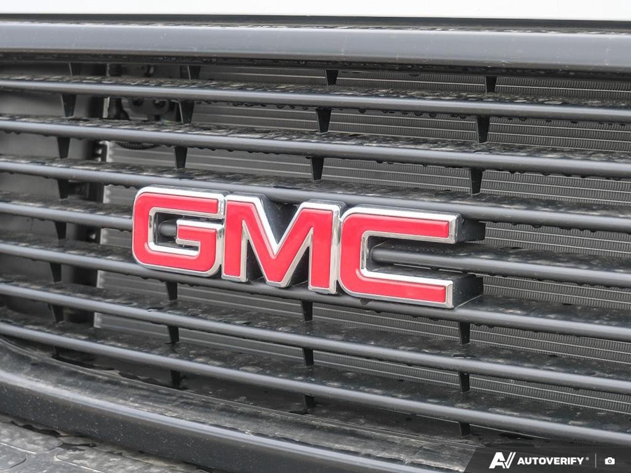 2026 GMC Savana Cargo Van 3500 Regular Wheelbase Rear-Wheel Drive Photo