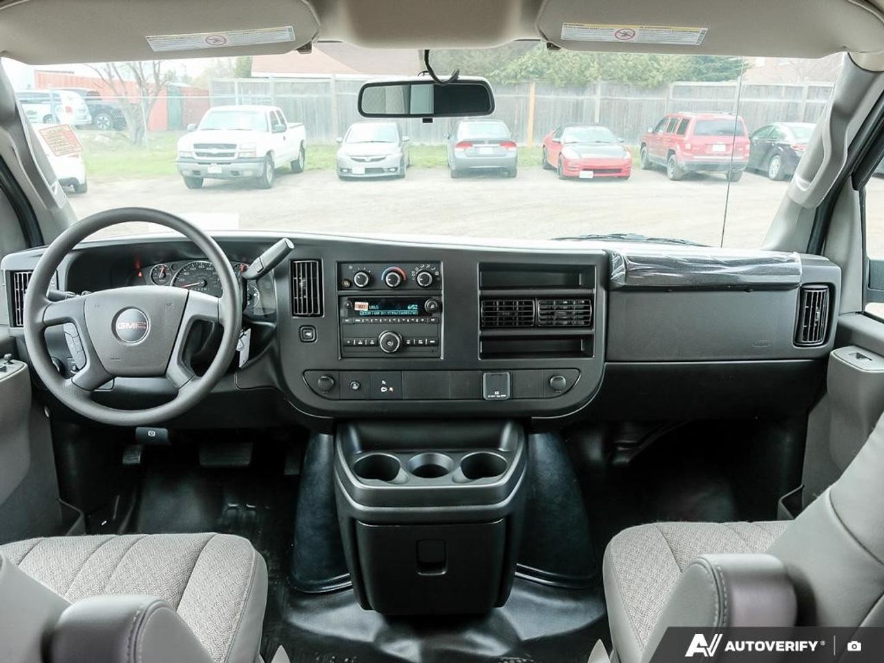 2026 GMC Savana Cargo Van 3500 Regular Wheelbase Rear-Wheel Drive Photo