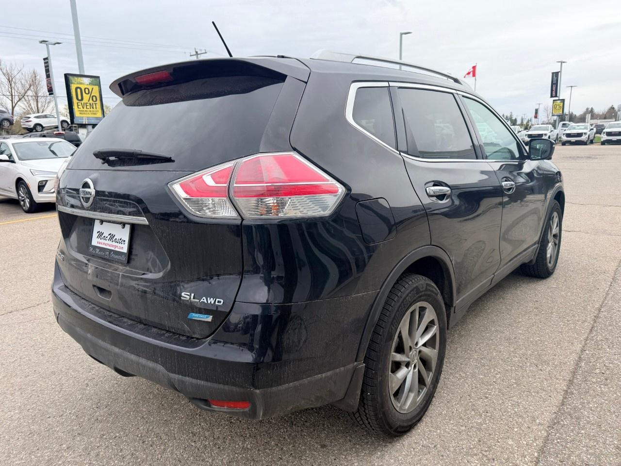 2015 Nissan Rogue AWD 4dr SL Photo