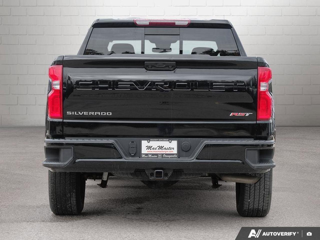 2023 Chevrolet Silverado 1500 RSTRST, 5.3L V8, ALLOYS,  LEATHER, CREW CAB, 1-OWN Photo
