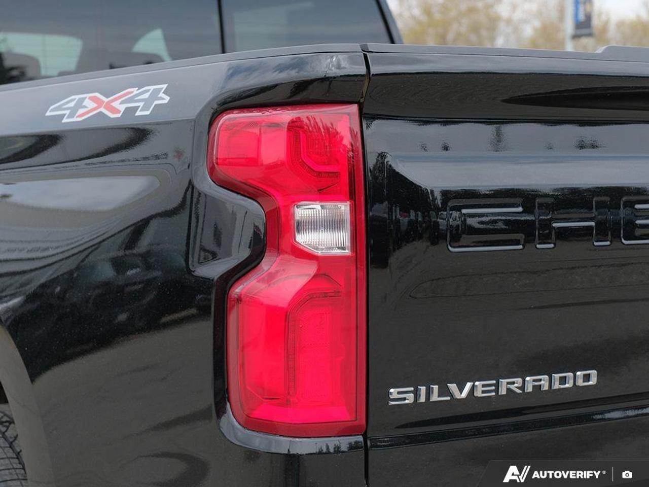 2023 Chevrolet Silverado 1500 RSTRST, 5.3L V8, ALLOYS,  LEATHER, CREW CAB, 1-OWN Photo
