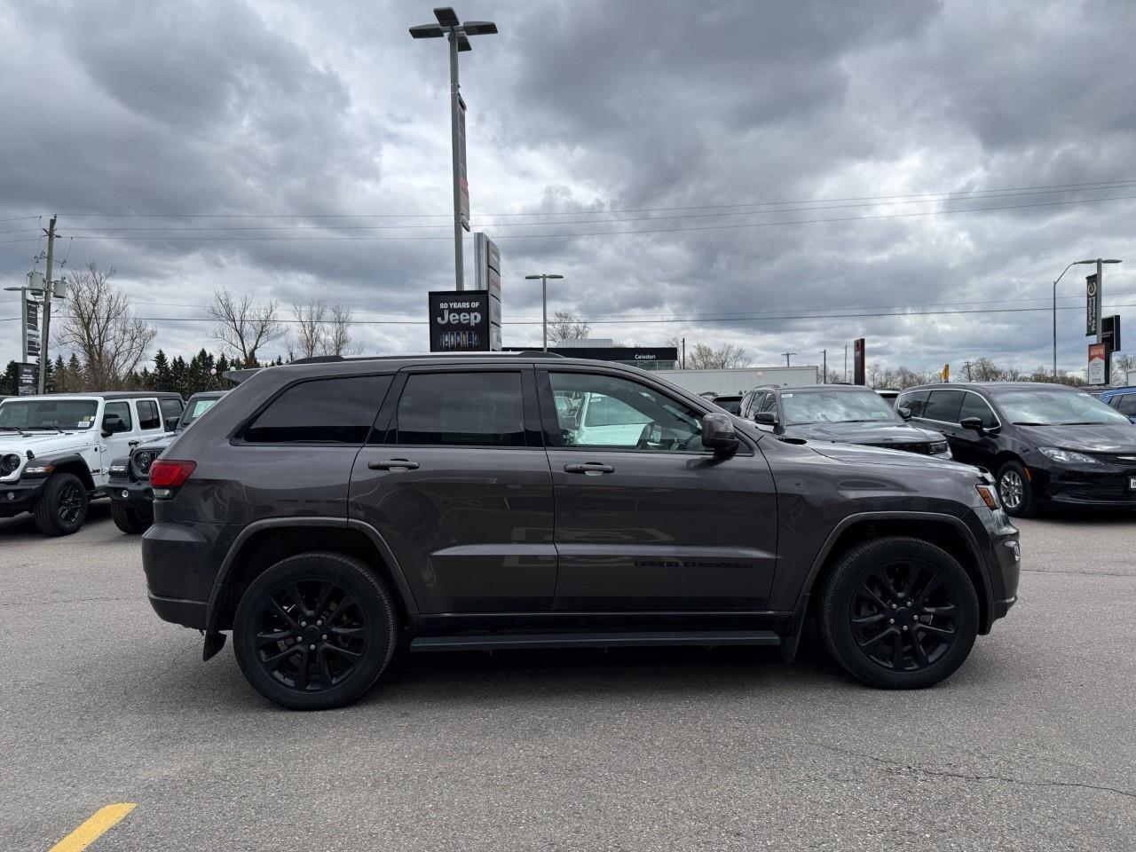 2021 Jeep Grand Cherokee  Photo3
