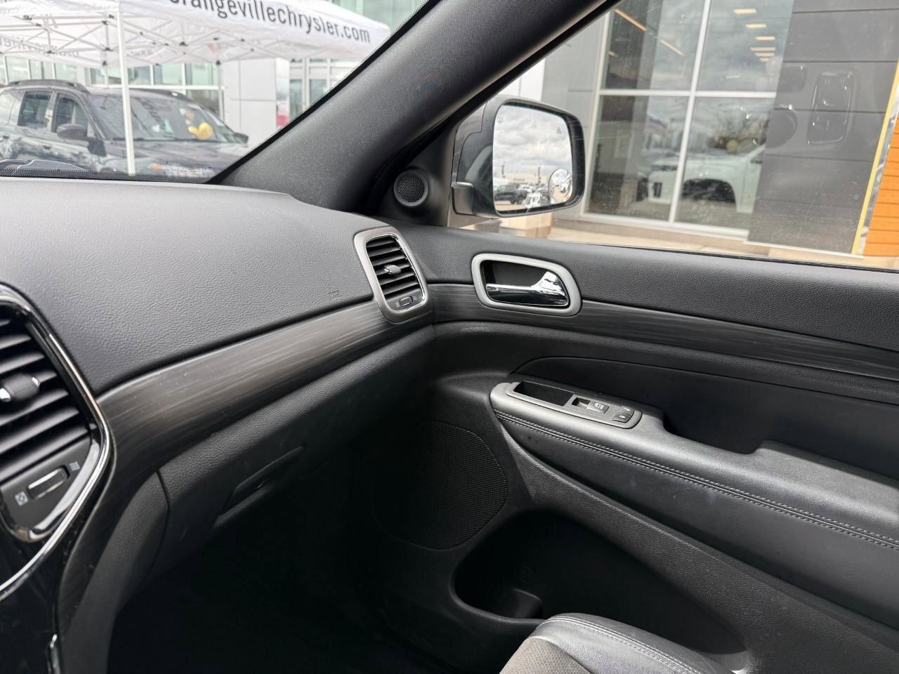 2021 Jeep Grand Cherokee  Photo