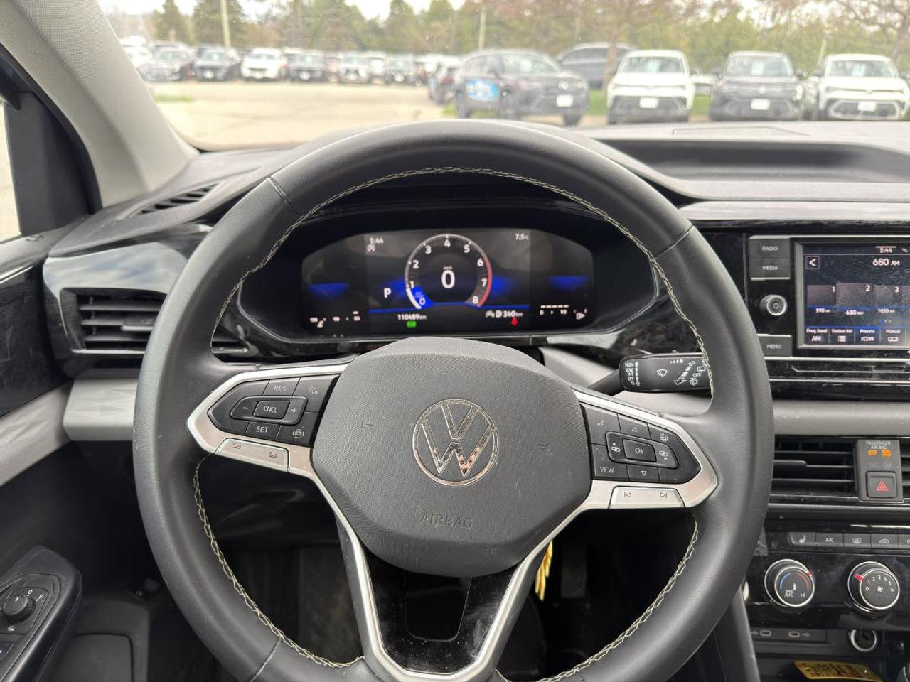2024 Volkswagen Taos  Photo