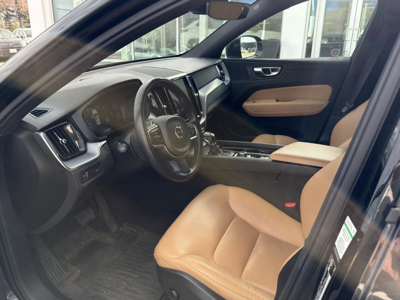 2019 Volvo XC60  Photo