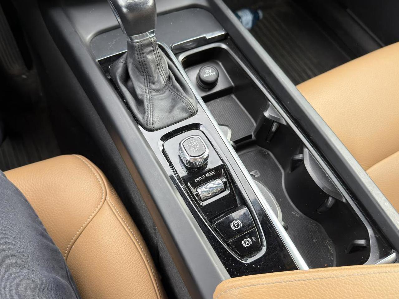 2019 Volvo XC60  Photo