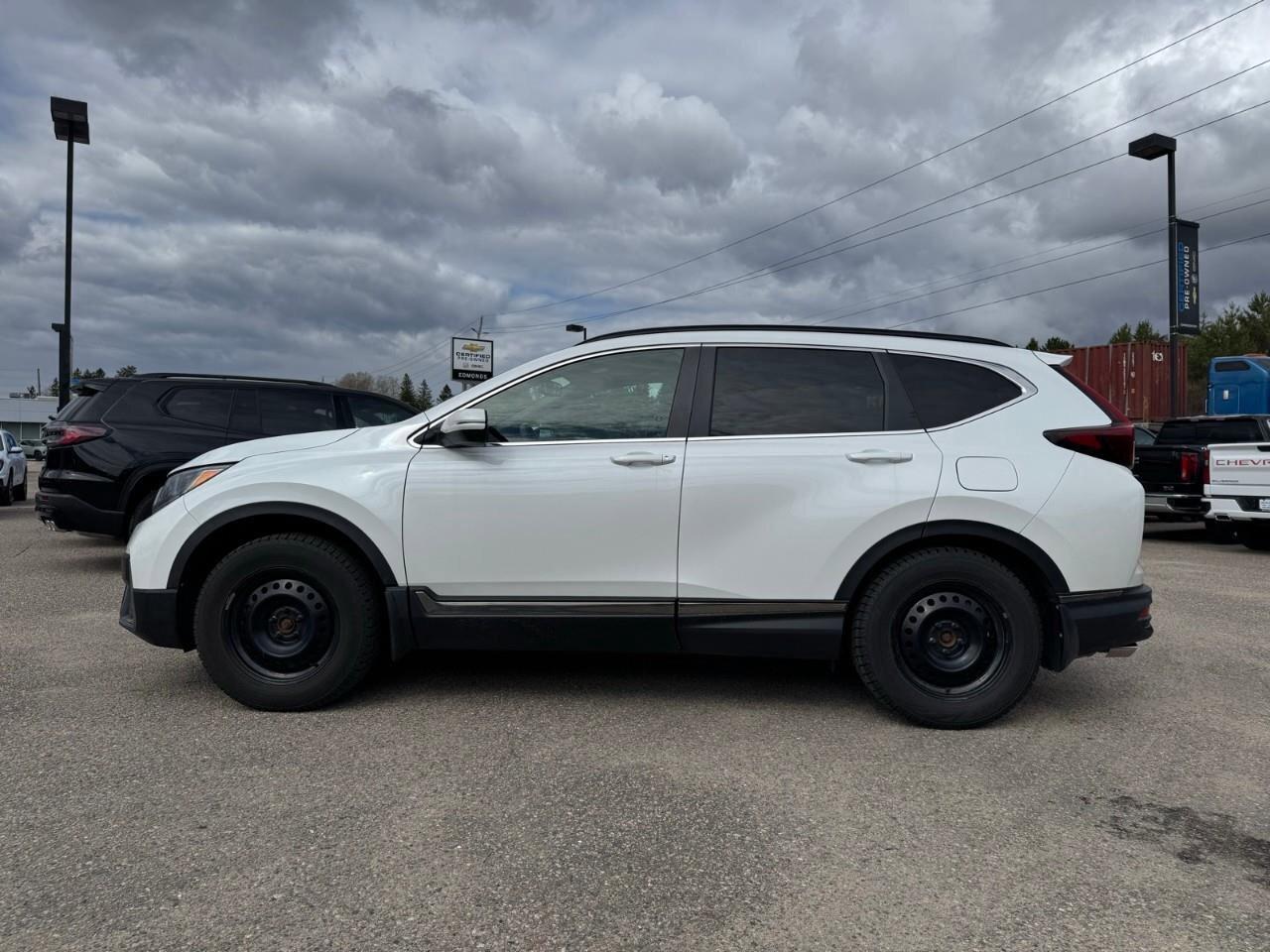 2022 Honda CR-V TouringCertified Pre-Owned   Heated Seats   Remote Photo