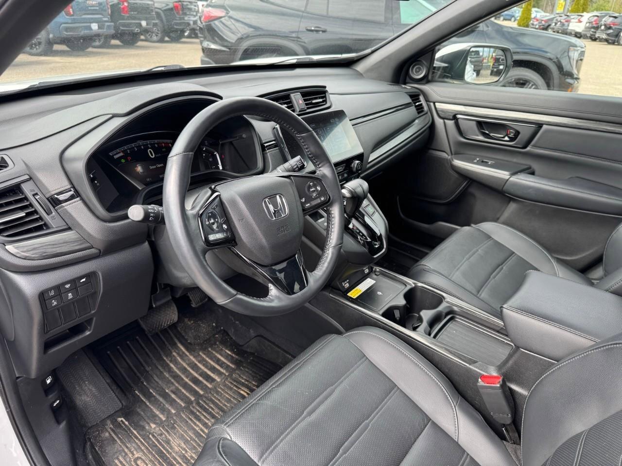 2022 Honda CR-V TouringCertified Pre-Owned   Heated Seats   Remote Photo