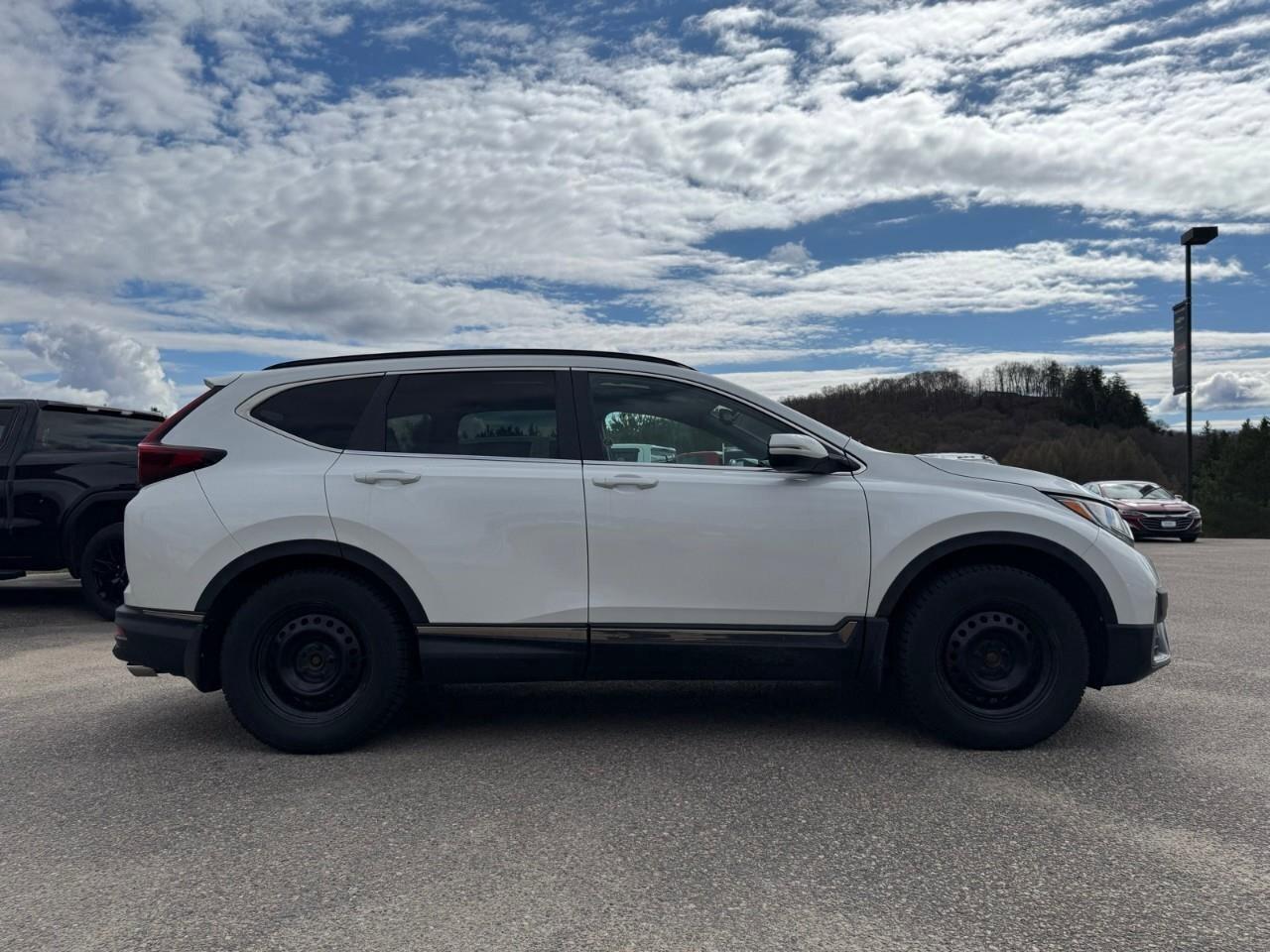 2022 Honda CR-V TouringCertified Pre-Owned   Heated Seats   Remote Photo