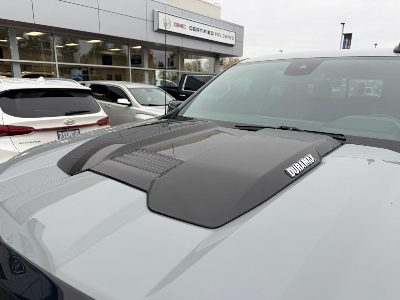 2024 Chevrolet Silverado 1500 Crew Cab Short Box 4-Wheel Drive ZR2 Photo