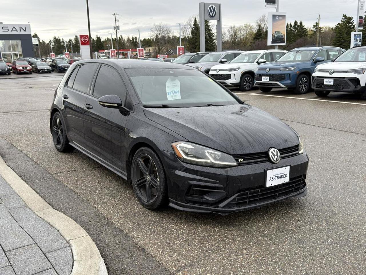 2018 Volkswagen Golf R  Photo