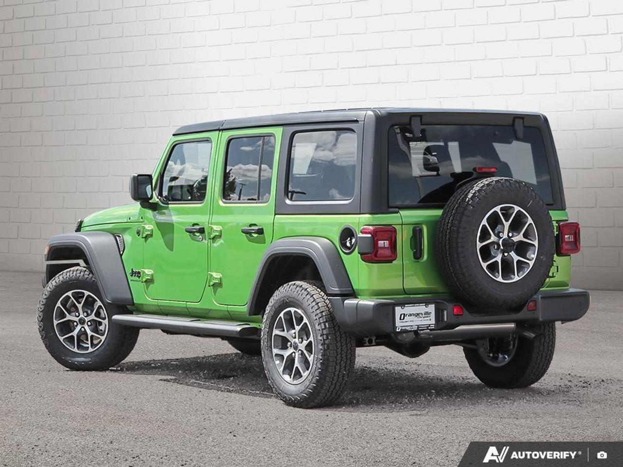 2025 Jeep Wrangler  Photo