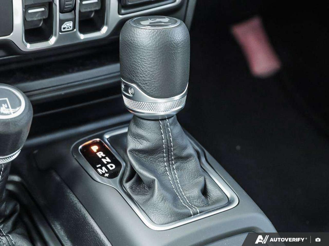 2025 Jeep Wrangler Sport S Photo