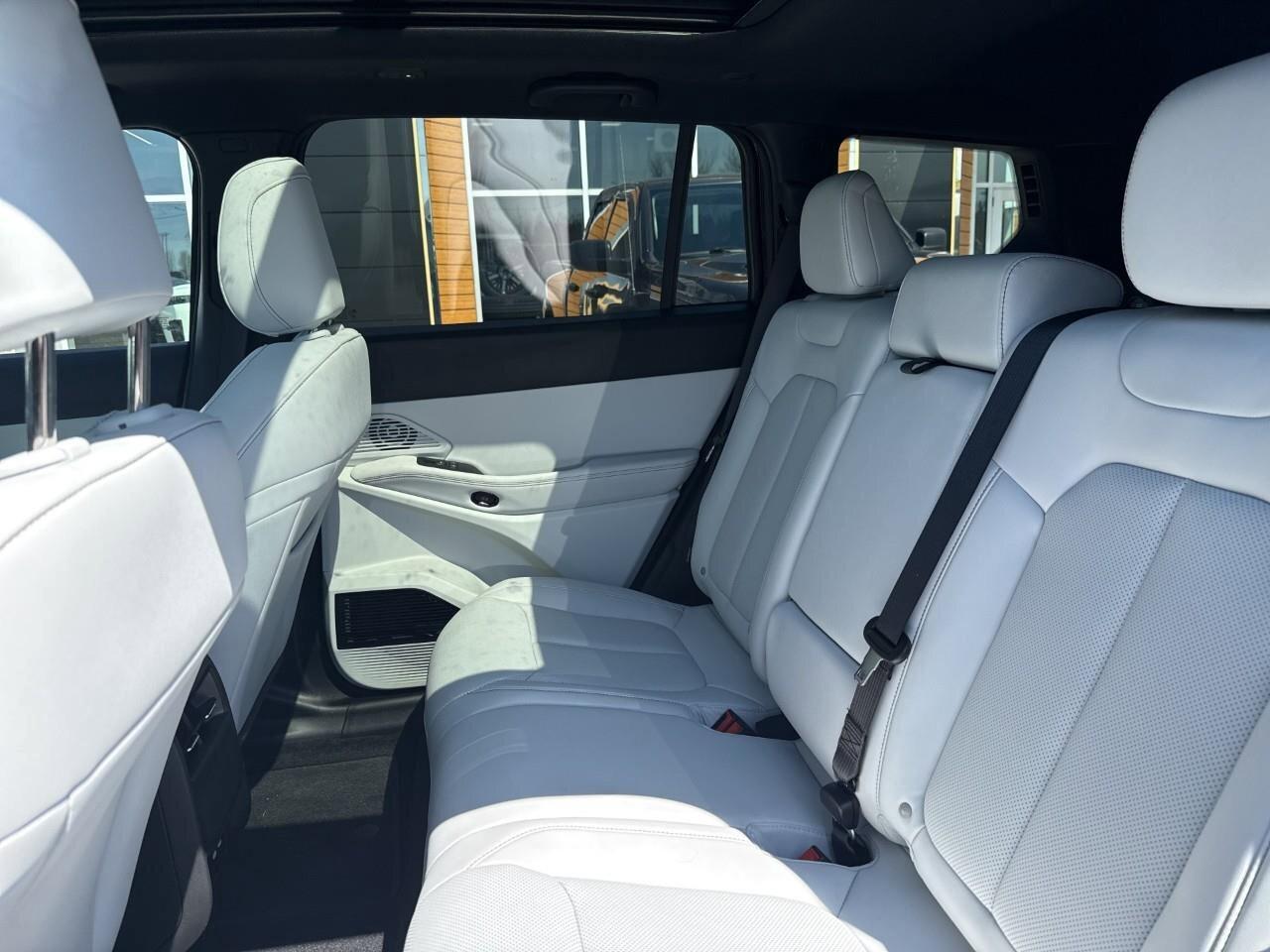 2026 Jeep Cherokee  Photo