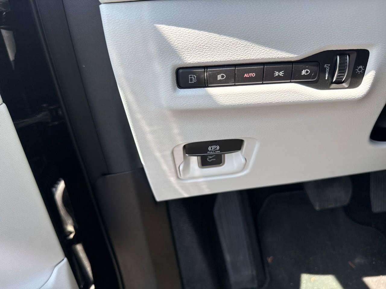 2026 Jeep Cherokee Limited Photo