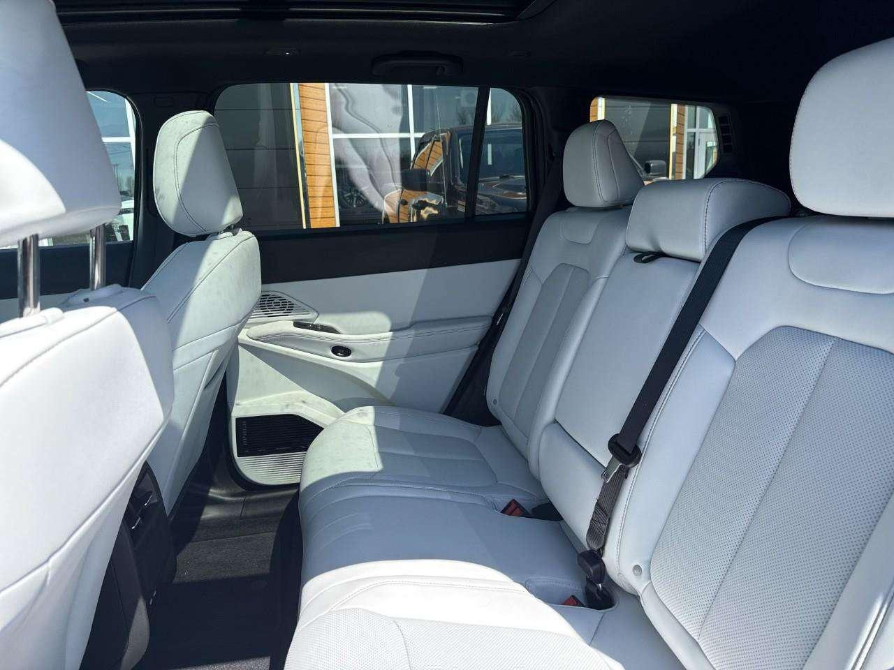 2026 Jeep Cherokee Limited Photo