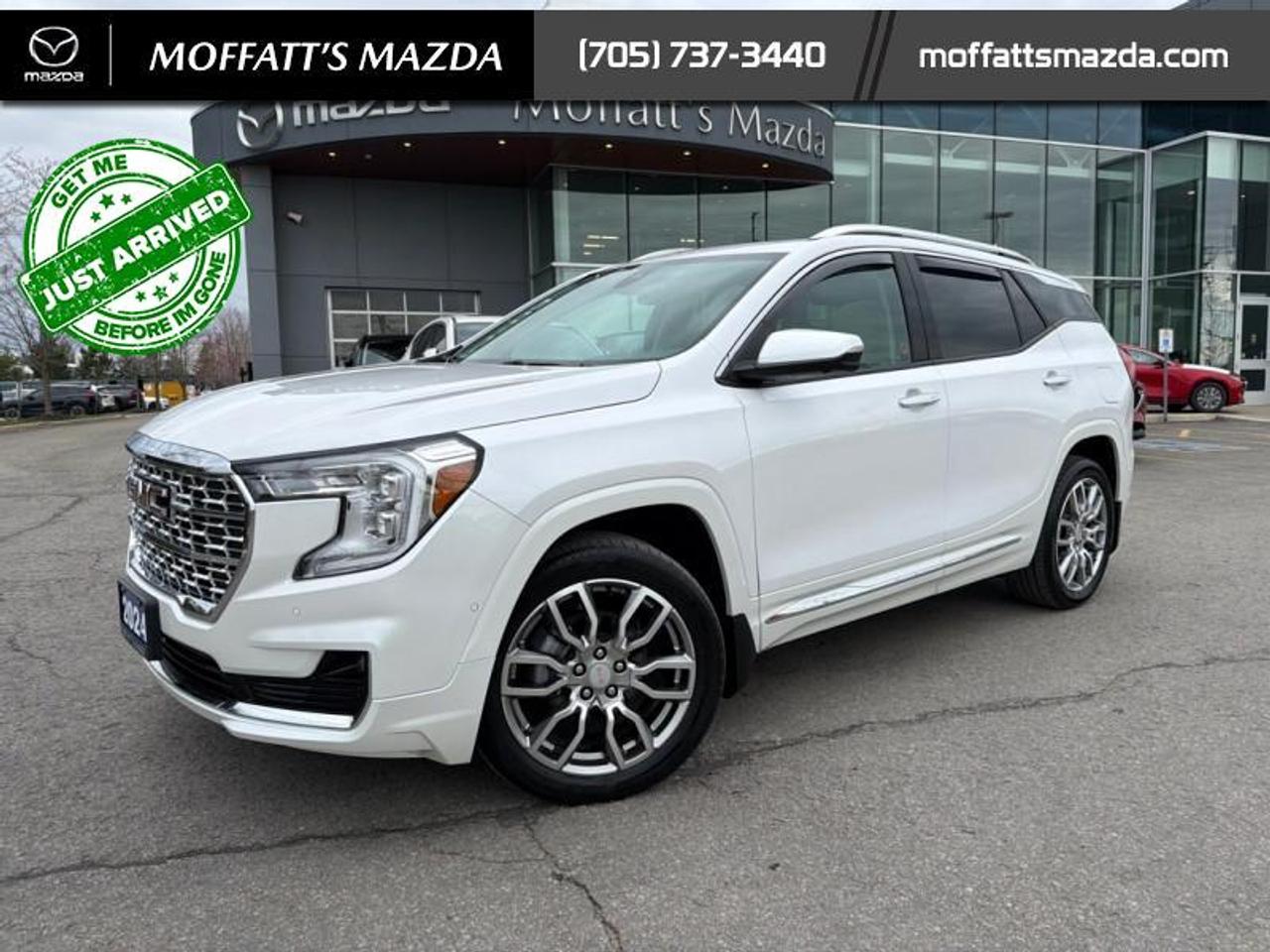 2024 GMC Terrain Denali Photo0
