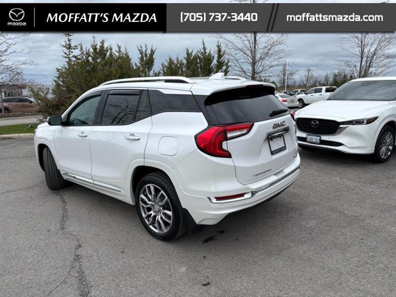 2024 GMC Terrain Denali Photo