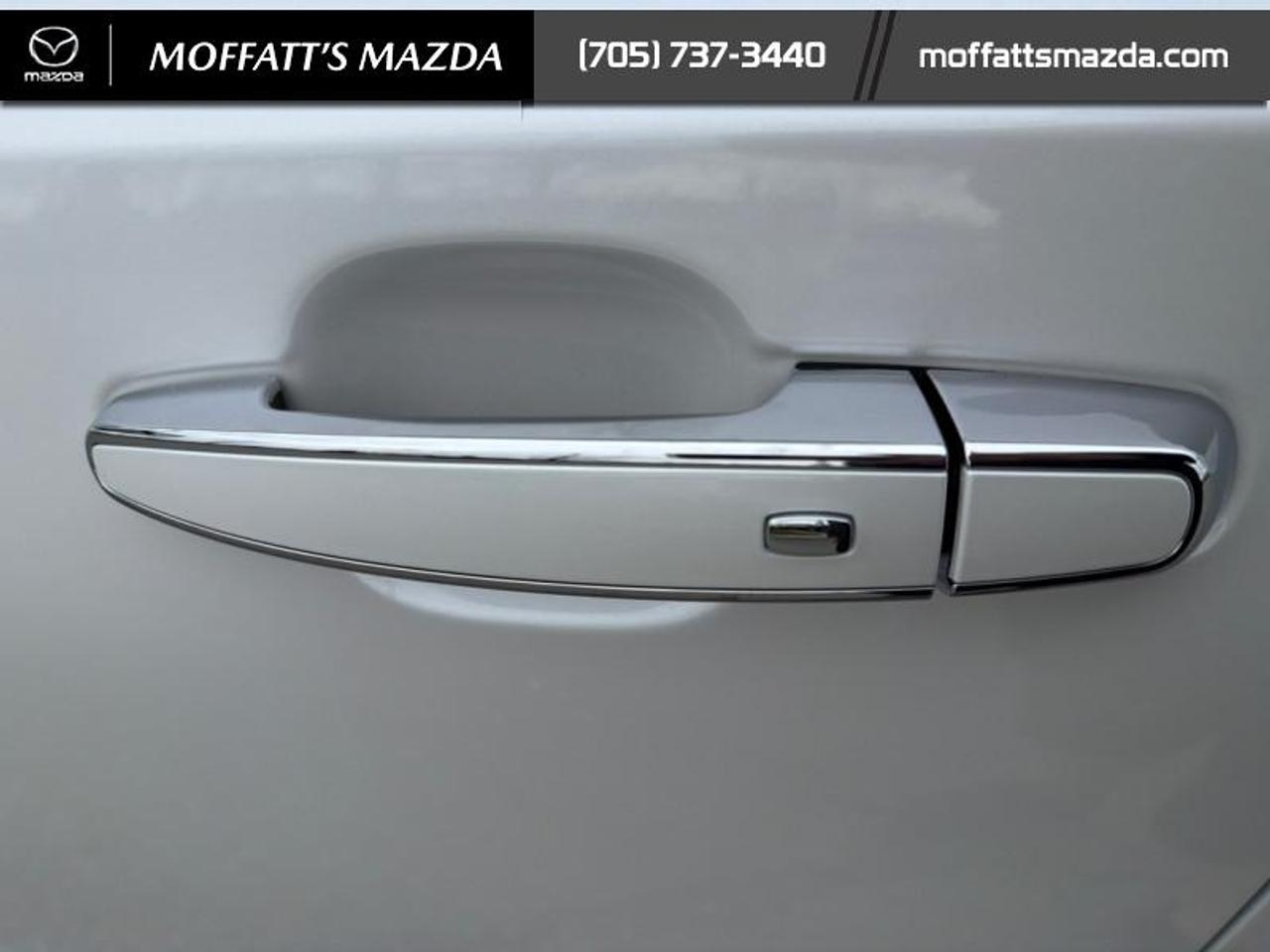2024 GMC Terrain Denali Photo