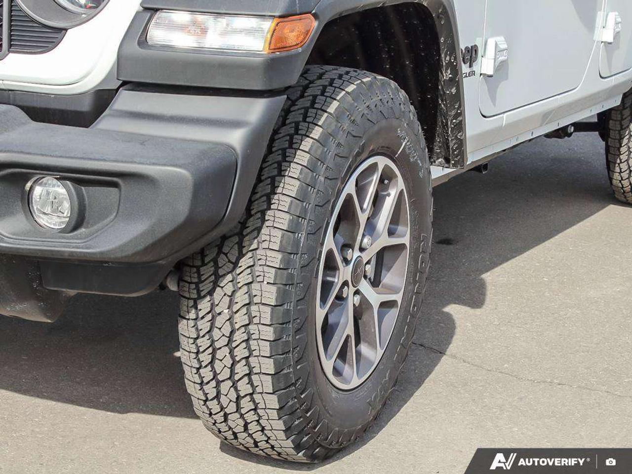 2025 Jeep Wrangler Sport S Photo