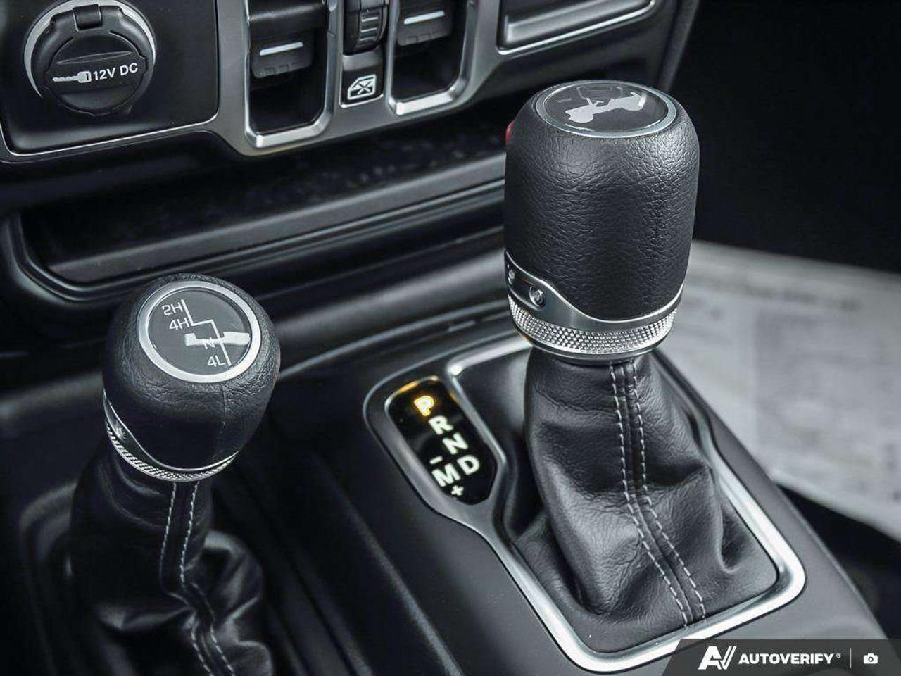 2025 Jeep Wrangler Sport S Photo