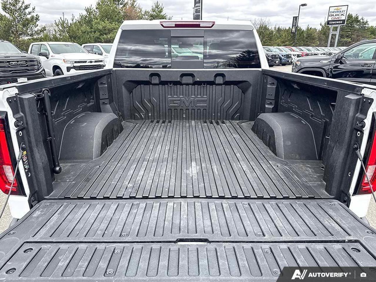 2024 GMC Sierra 1500 AT4Sun Roof   Heated Seats   Trailer Brake Control Photo