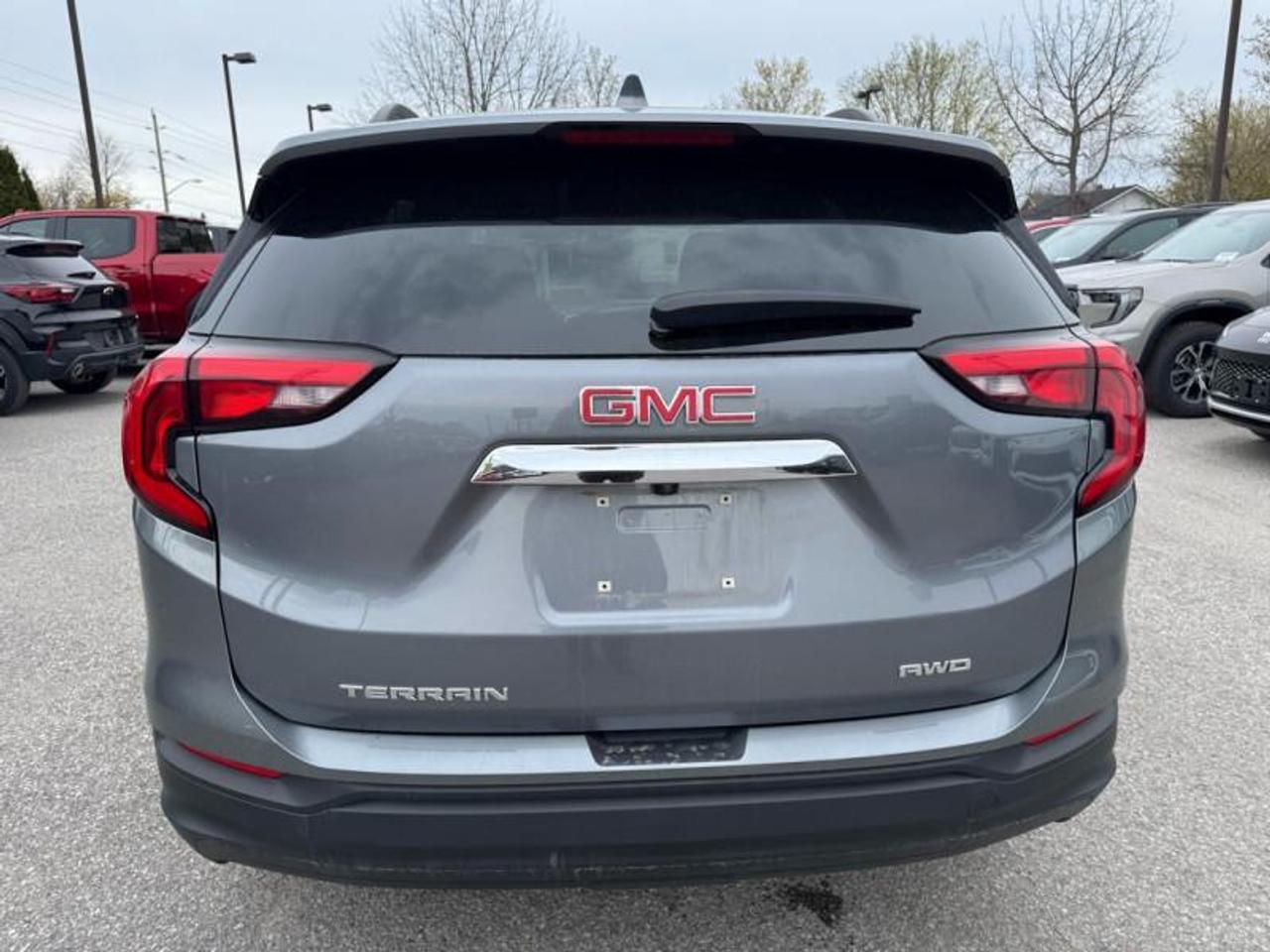 2021 GMC Terrain SLE All-wheel Drive Photo