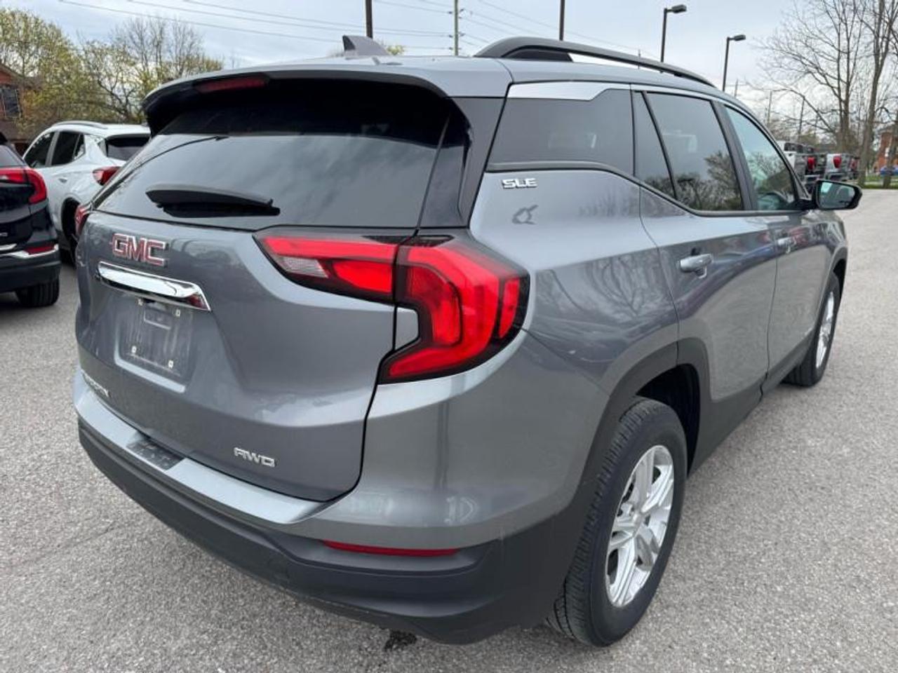 2021 GMC Terrain SLE All-wheel Drive Photo