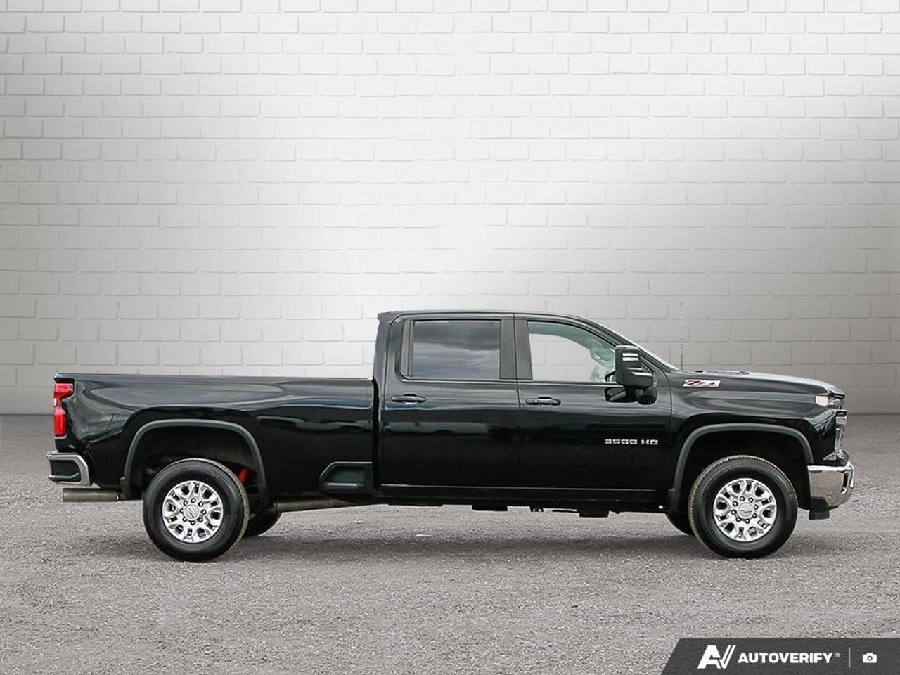 2024 Chevrolet Silverado 3500HD 4WD Crew Cab Long Box LT Photo