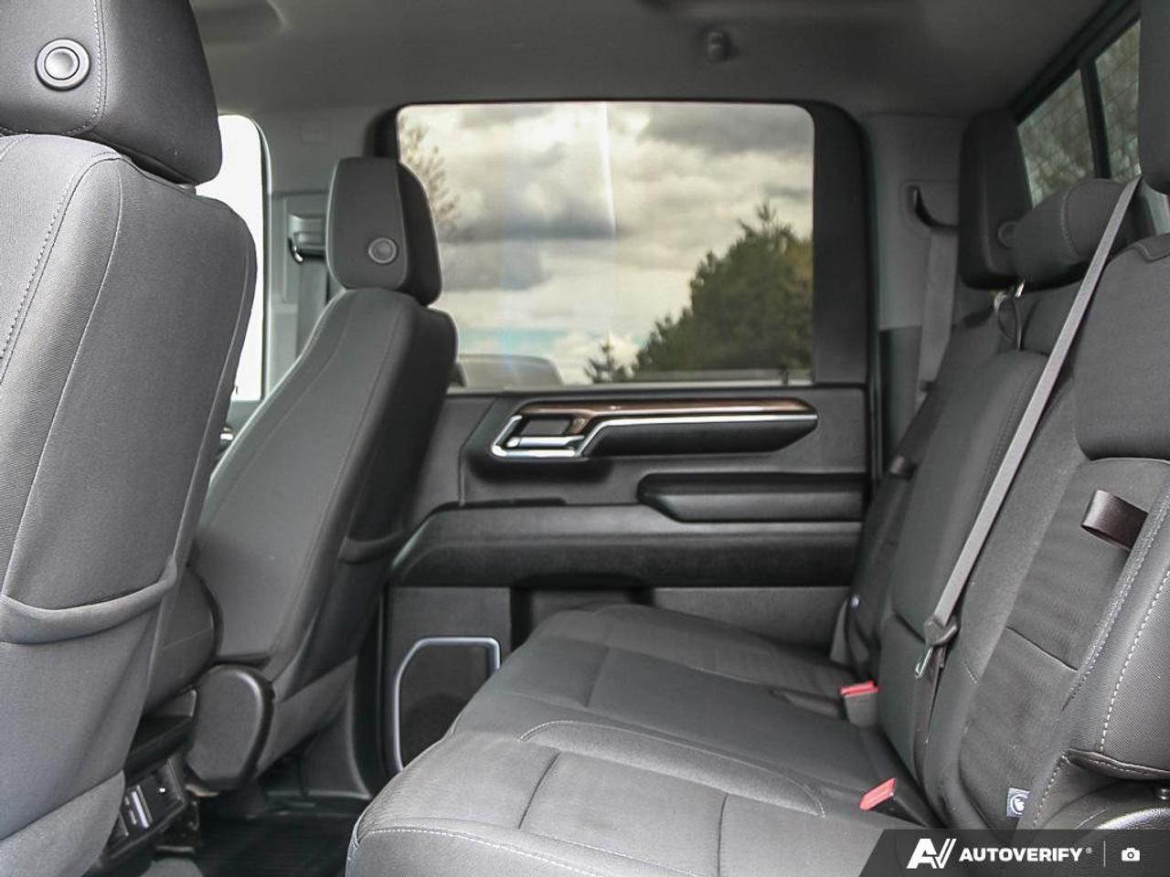 2024 Chevrolet Silverado 3500HD 4WD Crew Cab Long Box LT Photo
