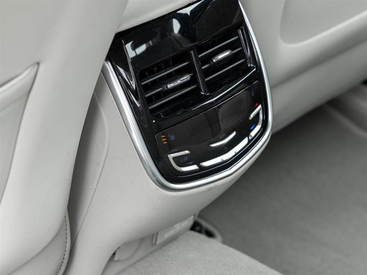 2015 Cadillac XTS Premium 4dr All-Wheel Drive Sedan Photo
