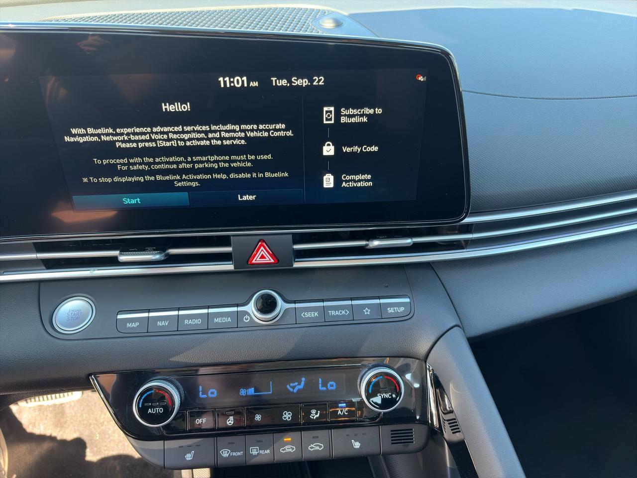 2026 Hyundai Elantra Hybrid Luxury Photo