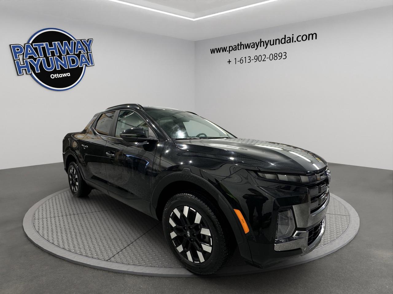 2025 Hyundai Santa Cruz Preferred | Reverse Cam | Heated Seats Photo