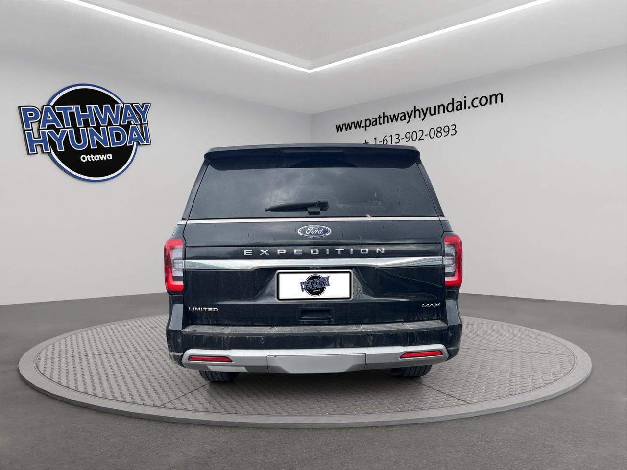 2024 Ford Expedition Limited MAX Photo