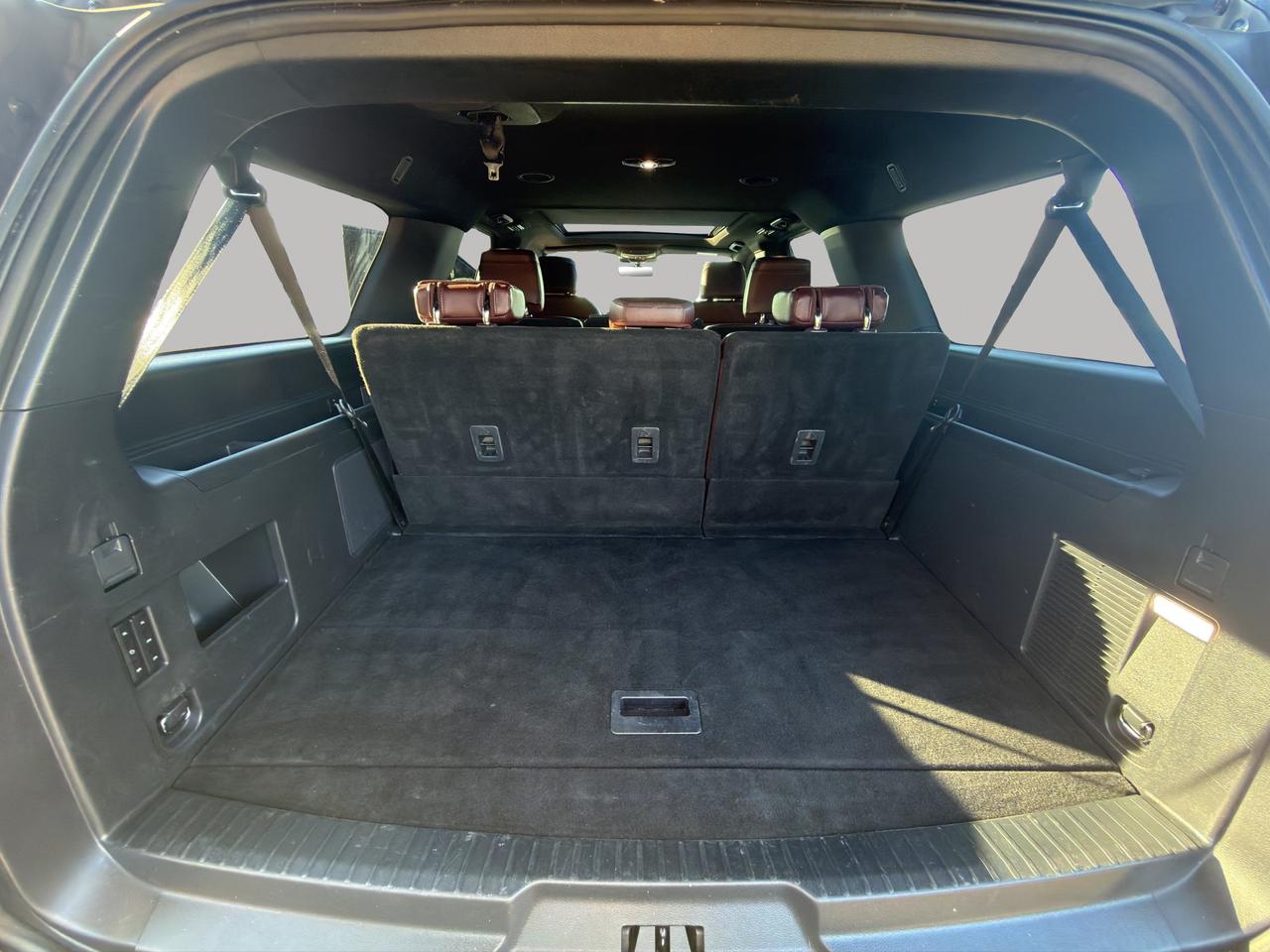 2024 Ford Expedition Limited Max | 9,000 lbs Towing Capacity | Sunroof | Cross-traffic alert | Pre-collision assist | Photo