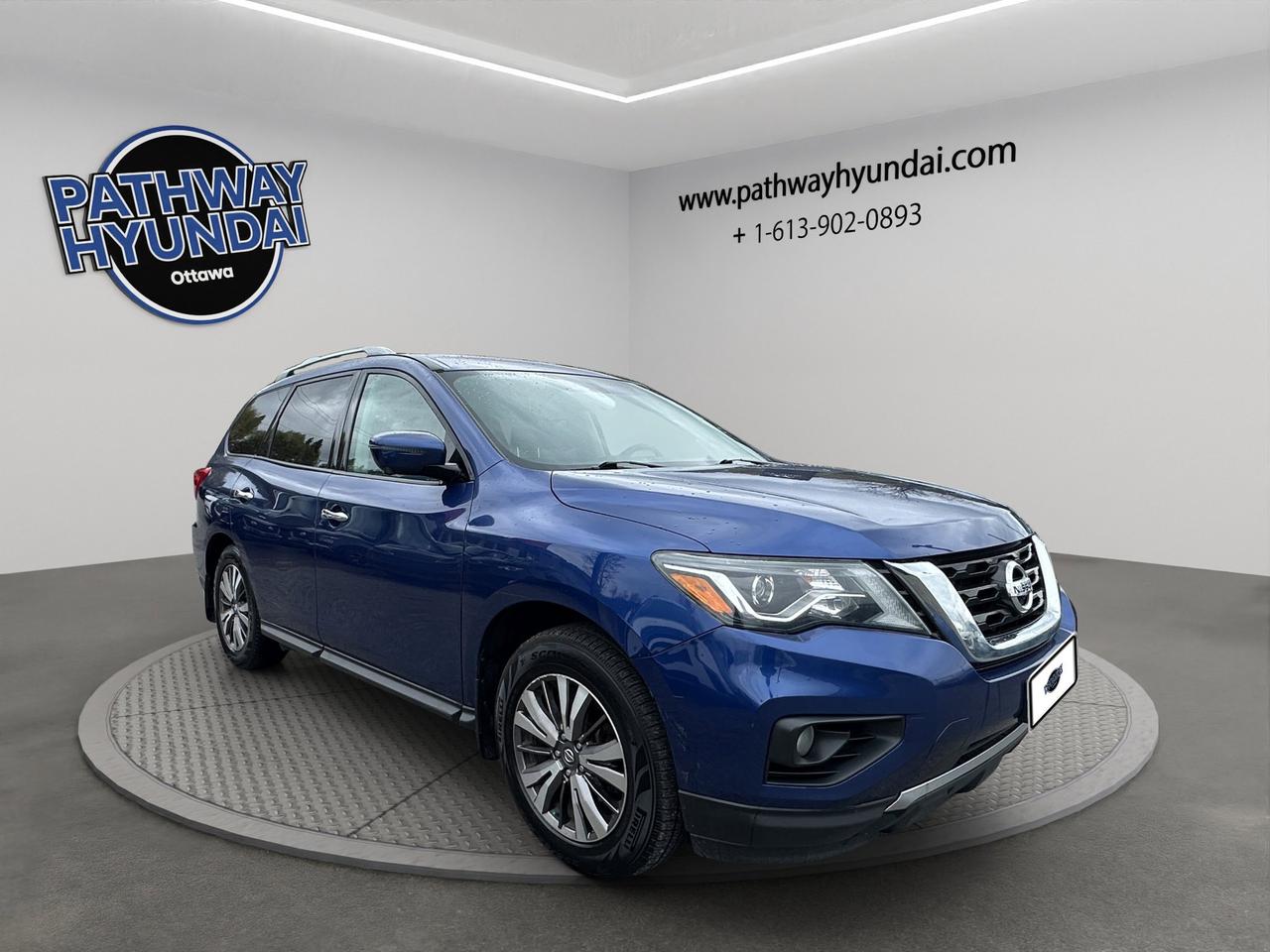 2019 Nissan Pathfinder SL Premium | Reverse Cam | Heated Seats Photo0